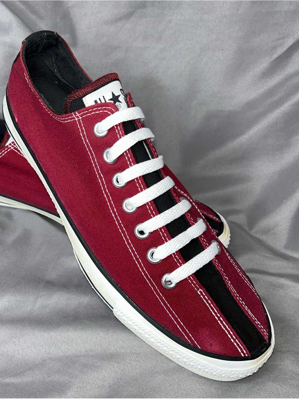 Me Vintage Converse All Stars Bowling Shoes Men’s Size 11